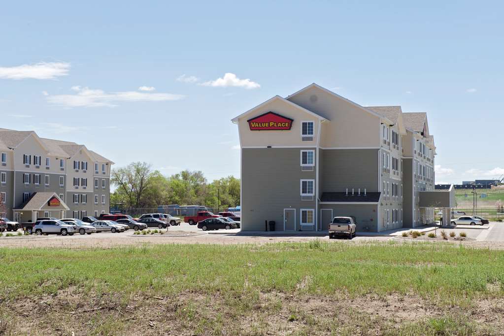 Woodspring Suites Williston Eksteriør billede