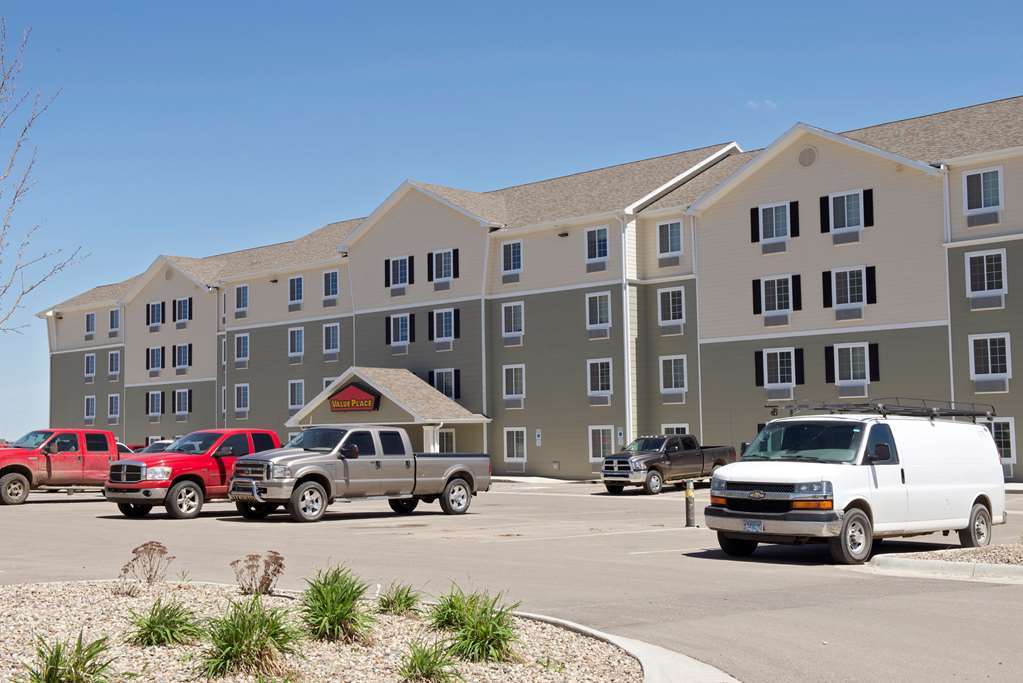 Woodspring Suites Williston Eksteriør billede